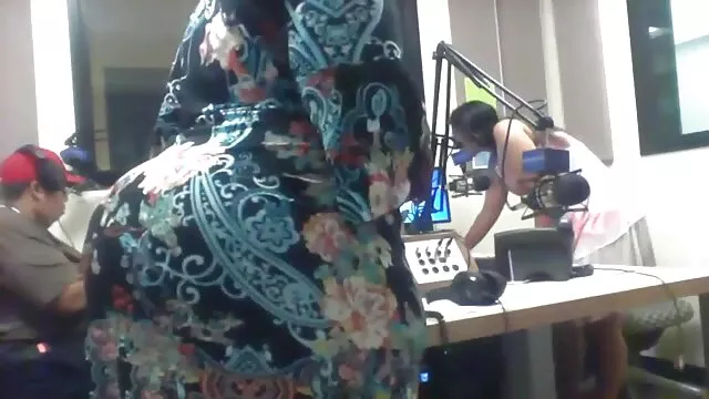 Stepmom PureMature oreg fiatal szex feltárta az anális szex Nagy Titkát.