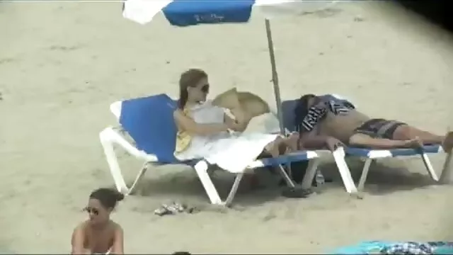 Orosz lány nagymellű nők szex szex a barátja szakállas nagybátyja.