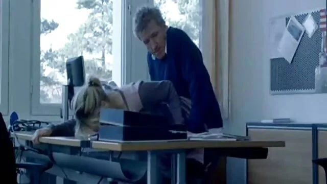 Vízvezeték-szerelő baszva érett nő szexi fehérnemű) ingyenes családi szex videók