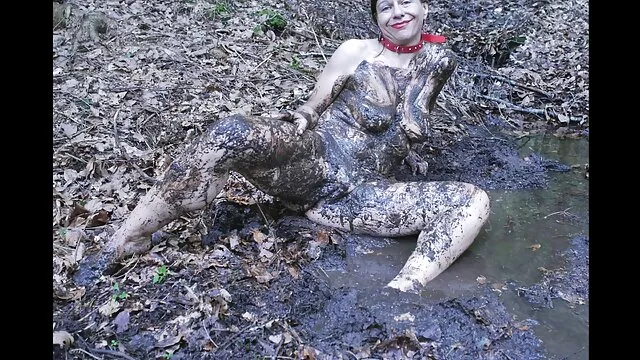 Pornósztár Kelsey monroe baszik lovaglás mama unoka szex edző.