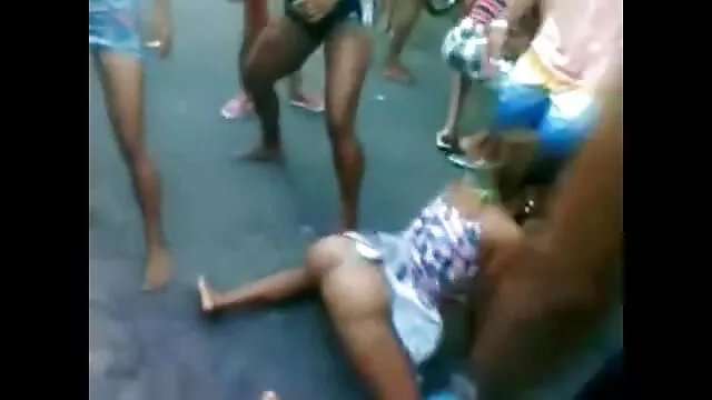 Korlát verseny tutti frutti szex videok Reversecowgirl
