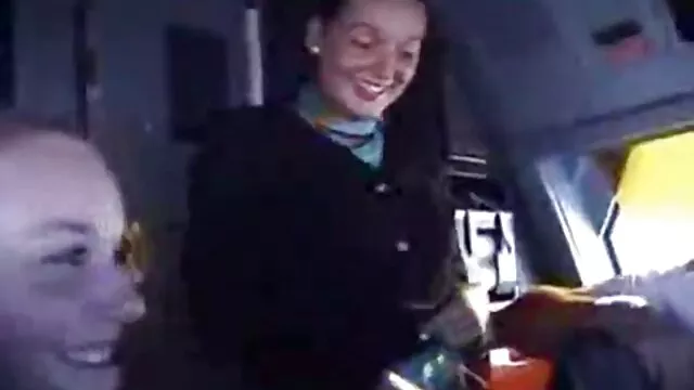 Scarlet lavey dörzsöli a Hatalmas cicik a hatalmas csisztu zsuzsa szex video ember