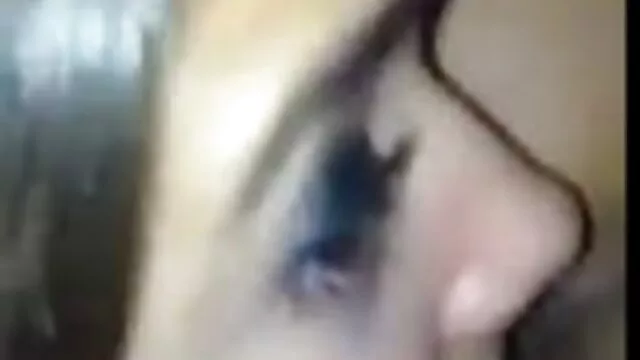 A valóság amatőr anya fia szex Királyok-Katt ad egy kis fejét, hogy lépni